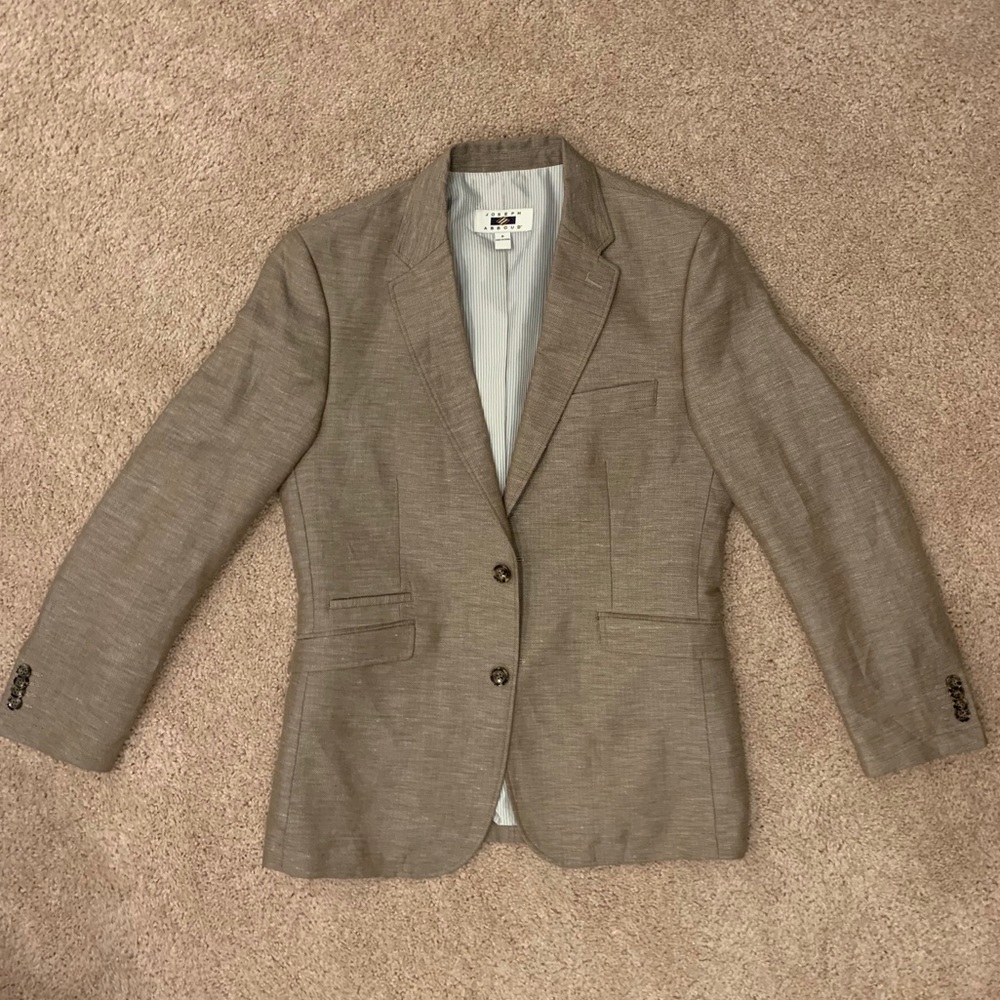 JOSEPH ABBOUD - men’s tan blazer
